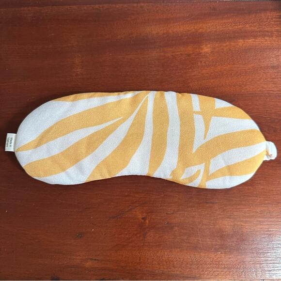 Maison Du Soir Magnolia Luxe Sleep Eye Mask New in package NIP Orange White - Picture 5 of 9